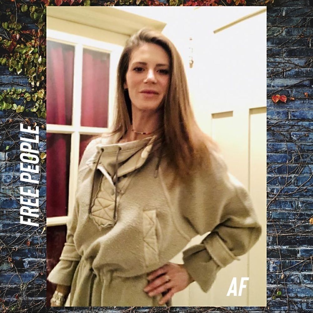 WE THE FREE SADIE SURPLUS HOODIE NEW STONE NEW XS & Large - Picture 4 of 9